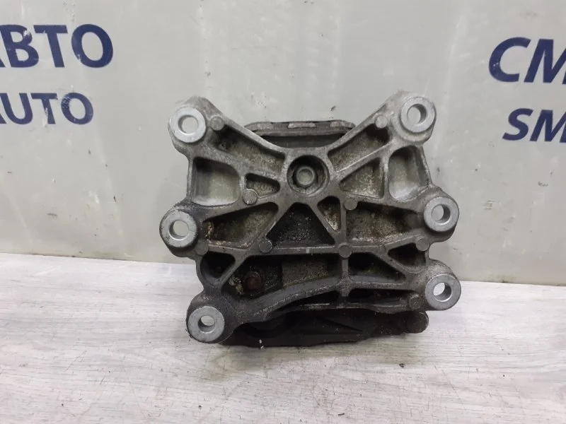 Опора АКПП Audi A6 Allroad 4G0399115P C7 3.0 CGW, задняя