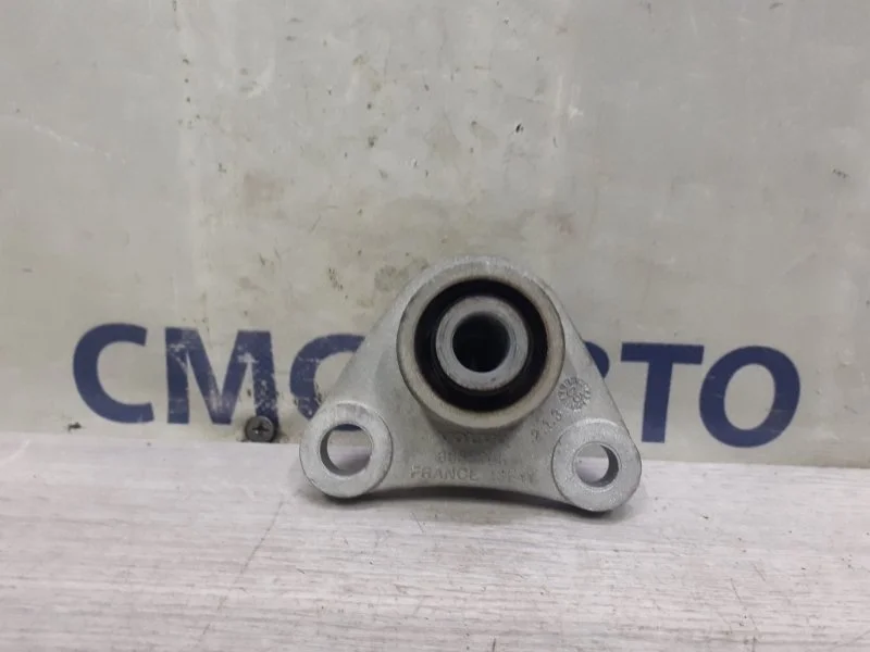 Опора ДВС Volvo XC90 2006 8666205 XC90 2.5, правая