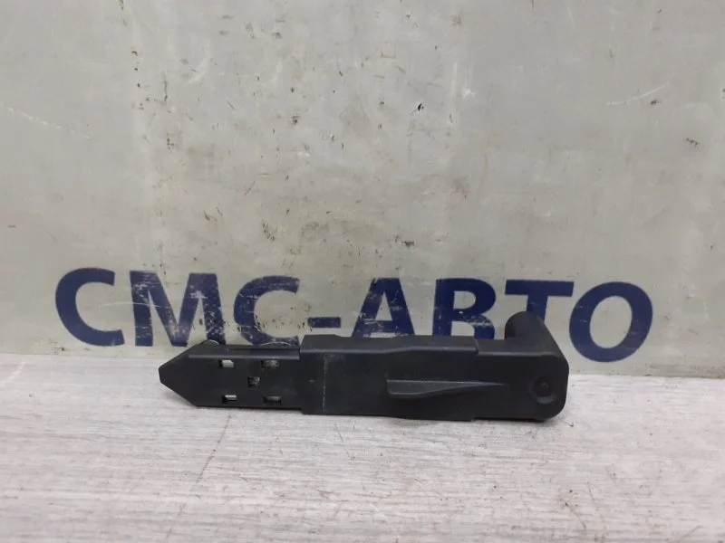 Кронштейн фары Volvo XC60 30763155 XC60 2.0