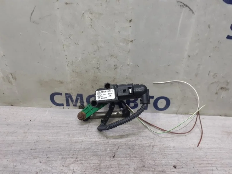 Датчик уровня подвески Volkswagen Touareg 7P0616571 NF, задний