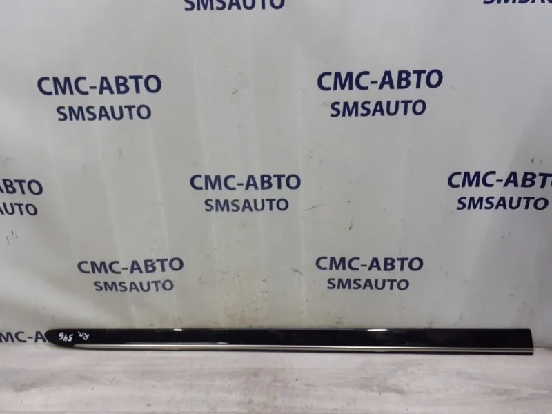 Молдинг двери Mercedes-Benz R-Class A2516902262 W251 3.5, передний правый