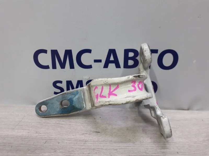 Петля багажника Mercedes-Benz GLK A2047400837 X204, правая