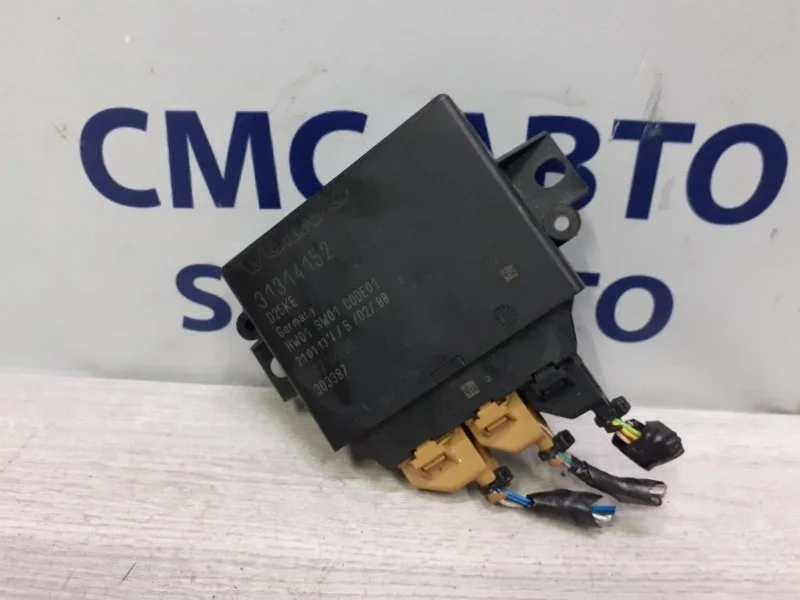 Блок управления парктроником Volvo V40 Cross country 31423950 V40 CROSS COUNTRY, задний