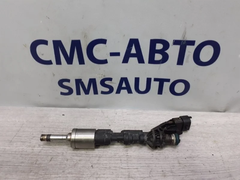 Форсунка топливная Volvo S60 31375047 С60 1.6