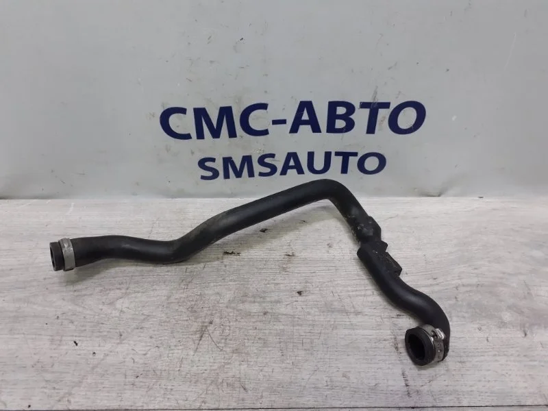 Шланг вентиляции картера Volvo S80 30751177 С80 2.5