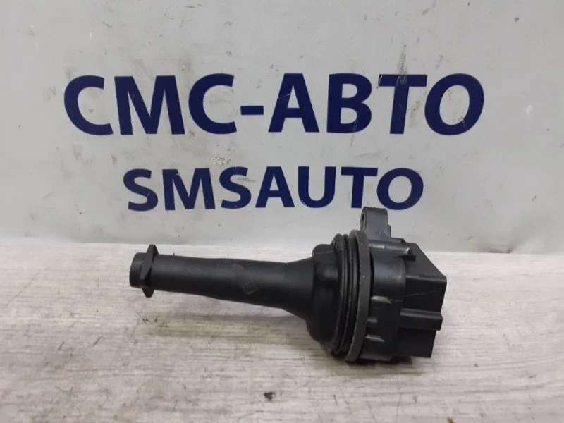 Катушка зажигания Volvo S80 30713417 С80 2.5