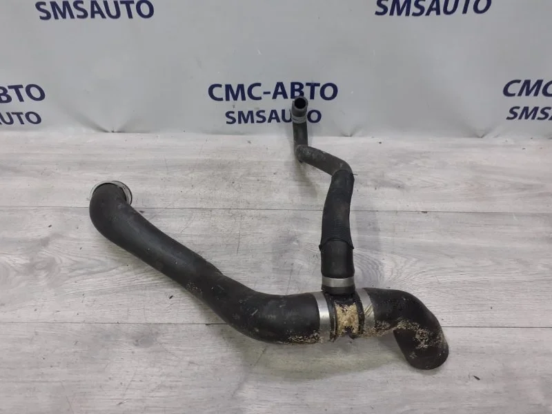 Патрубок охлаждения Mercedes-Benz R-Class A2515000075 W251