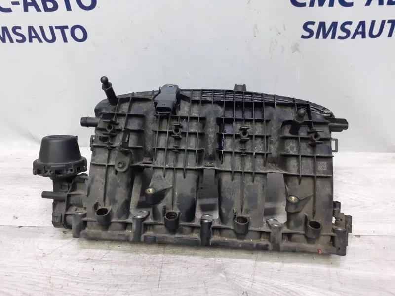 Коллектор впускной Audi A6 2015 06L133201AH C7 2.0T CYP