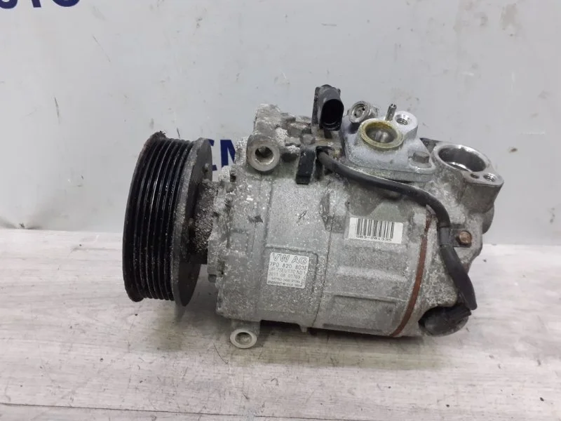 Компрессор кондиционера Porsche Cayenne 95812601201 958 3.6. 5502