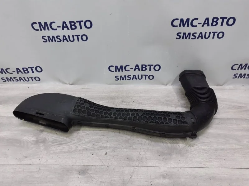 Патрубок воздушный Mercedes-Benz C-Class A2740900582 W205 2.0 T