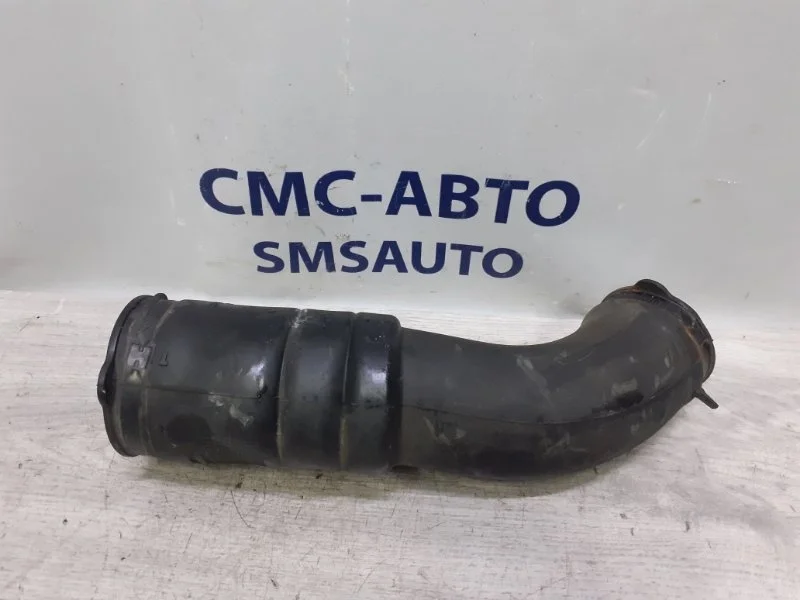 Патрубок воздушного фильтра Volvo V40 Cross country 8692401 V40 CROSS COUNTRY