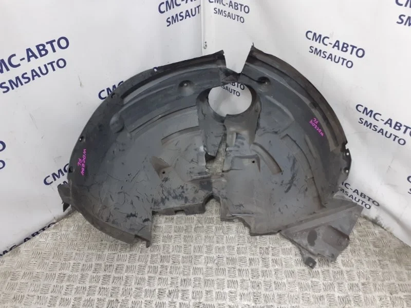 Подкрылок Mercedes-Benz GLK A2046901730 X204, передний левый