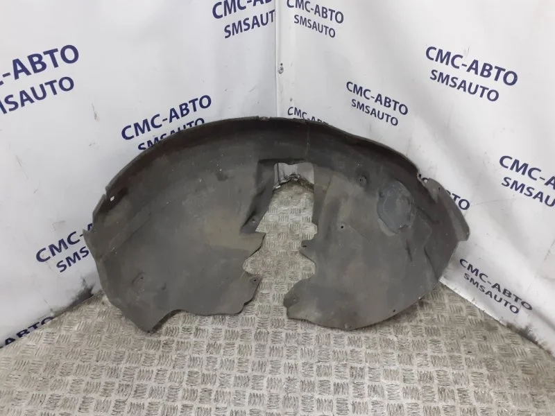 Подкрылок Audi A6 4G0821134D C7 2.8 CHV, передний правый