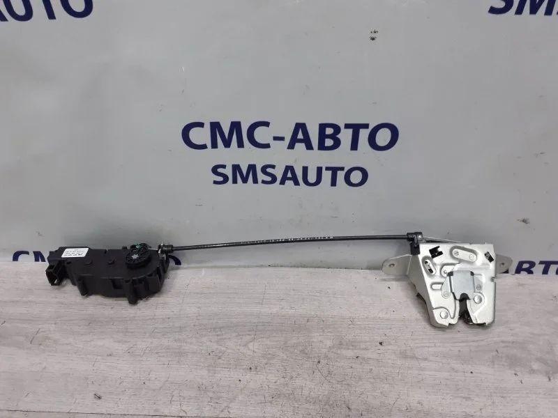 Замок багажника Mercedes-Benz GLK A2047400135 X204