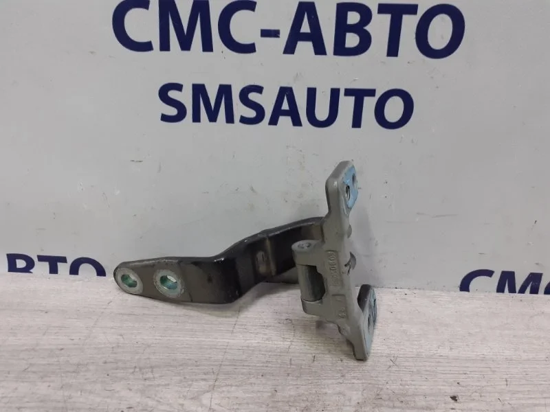 Петля багажника Mercedes-Benz GLK A2047400837 X204, правая