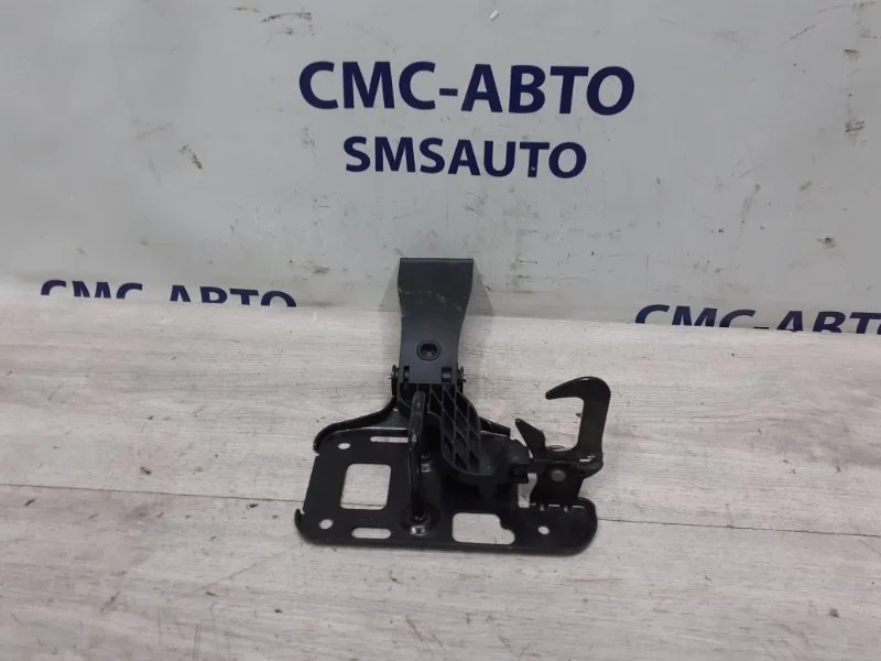 Крюк капота Audi A5 8T0823480 8T/ КУПЕ 2.0T CDN