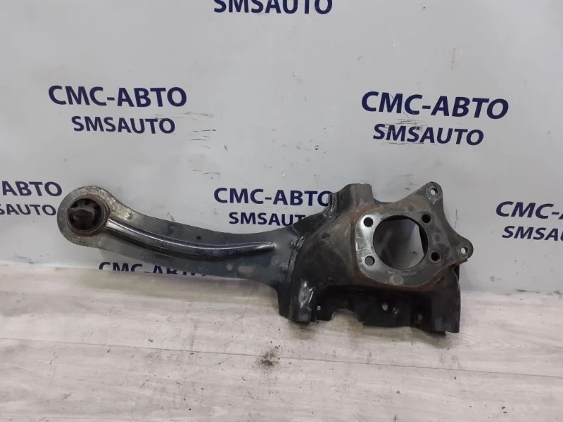 Кулак поворотный Volvo V40 Cross country 31360698 V40 CROSS COUNTRY, задний левый