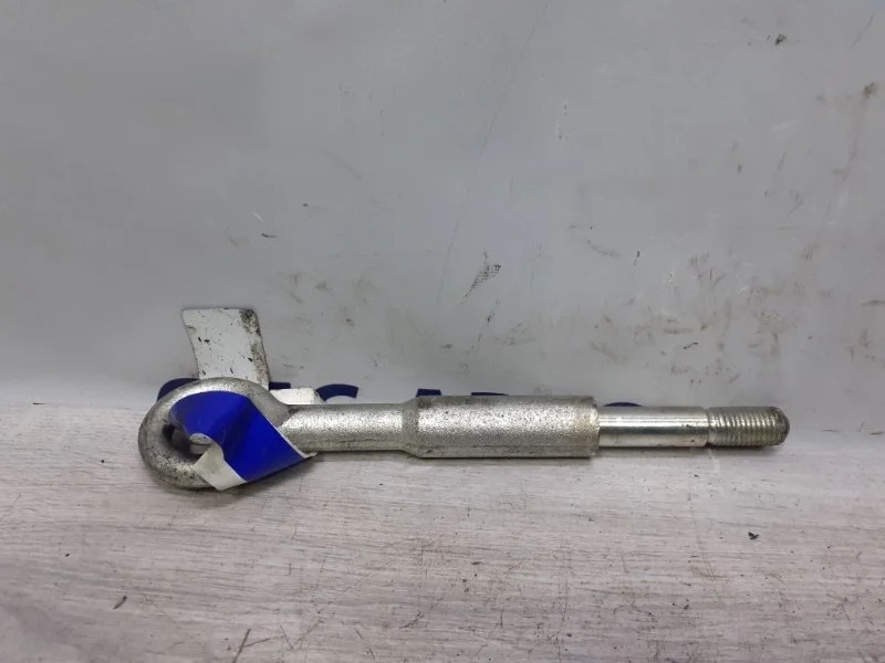 Крюк буксировочный Volvo XC60 31471750 ХС60