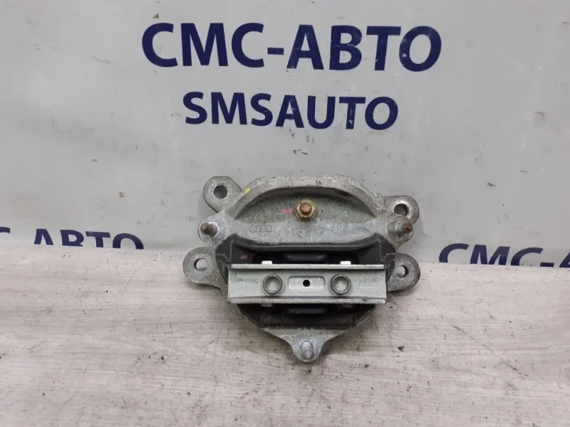 Опора АКПП Audi A5 8K0399151 8T 2.0T CDN