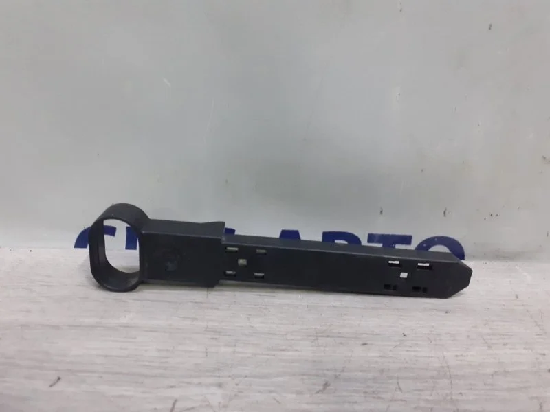 Кронштейн фары Volvo S60 31294522 S60