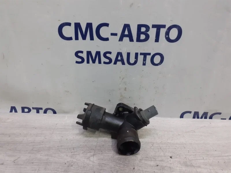 Фланец системы охлаждения Porsche Cayenne 03H121133 958 3.6. 5502