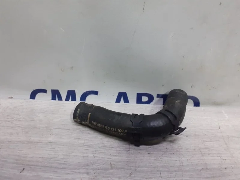 Патрубок охлаждения Porsche Cayenne 7L0121109F 958 3.6. 5502