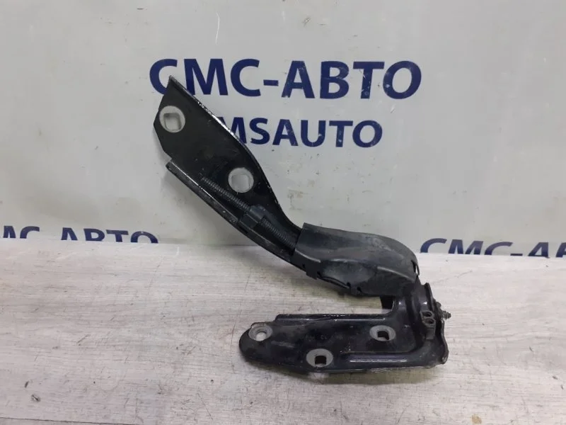 Петля капота Porsche Cayenne 95851130202 958 3.6. 5502, правая