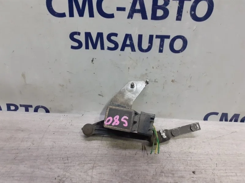 Датчик уровня подвески Volvo S80 31288274 С80 3.2, задний правый