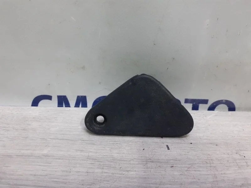 Кронштейн радиатора Volvo V40 Cross Country 30723367 V40 CROSS COUNTRY, правый