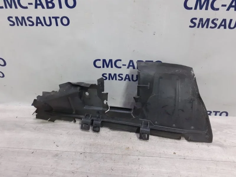 Воздуховод Audi A8 4H0121284B D4 4.2 CDR, правый