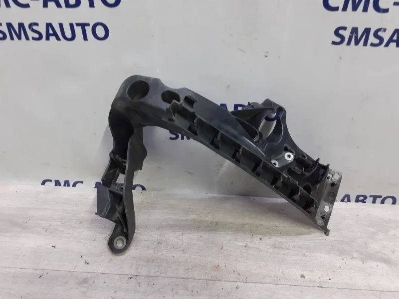 Кронштейн фары Audi A5 8T0805608 8T/ КУПЕ 2.0T CDN, передний правый