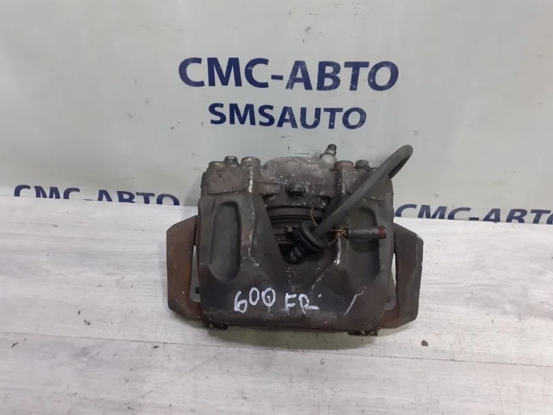 Суппорт Mercedes-Benz CLS-Class A2044213681 W218 3.5, передний правый