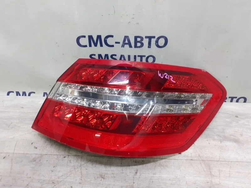 Фонарь на крыло Mercedes-Benz E-Class A2129060658 W212, правый