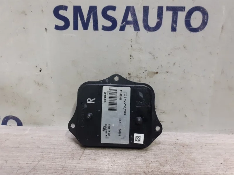 Блок управления фарой Volvo V90 31395946 V90 2.0 B4204T23, правый