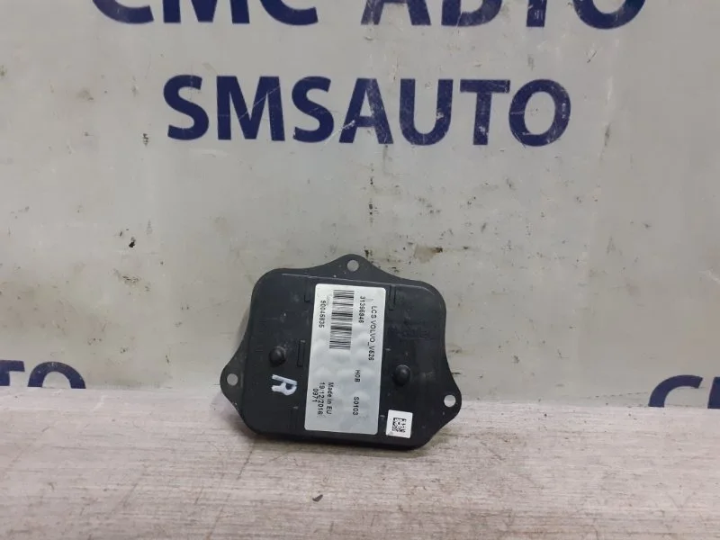 Блок управления фарой Volvo S90 31395946 C90 2.0 B4204T27, правый