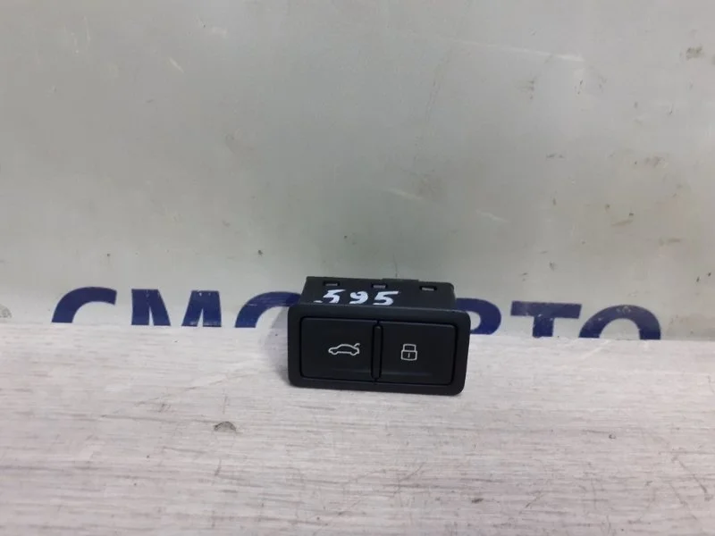 Кнопка багажника Audi A6 Allroad 4G0959831B C7 3.0 CRE