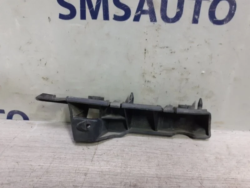 Кронштейн бампера Audi A5 8T0807284A 8T/ КУПЕ 2.0T CDN, передний правый