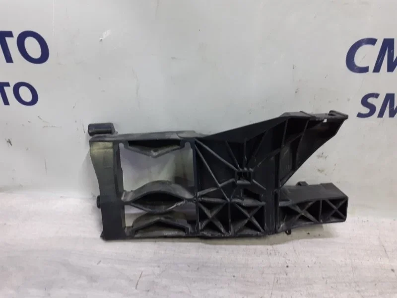 Кронштейн фары Audi A6 4G0805607 C7 2.0T CDN, левый