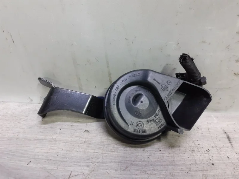 Сигнал звуковой Audi A6 4H0951221 C7 2.0T CDN, правый