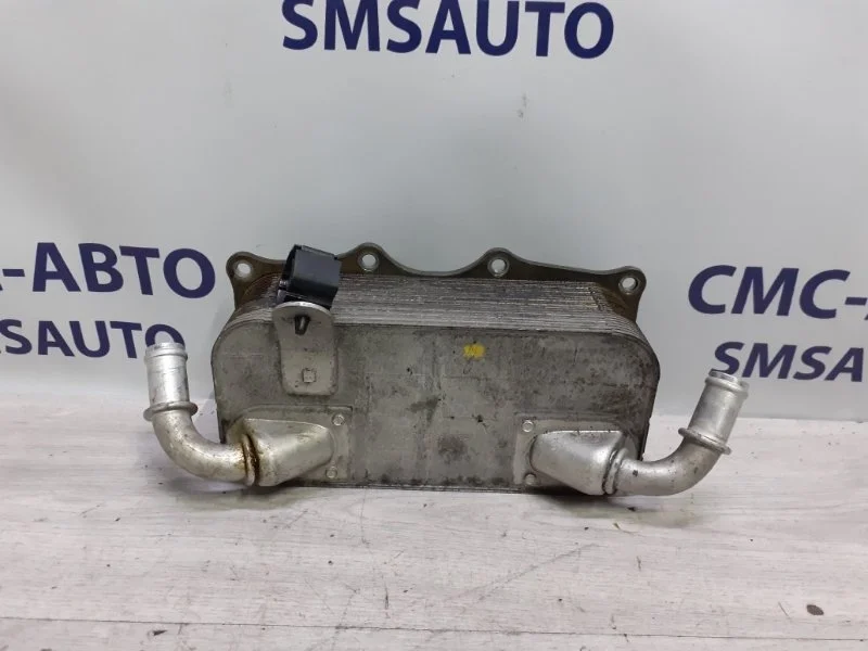 Радиатор масляный Porsche Cayenne 94810728122 958 4.8. 4852