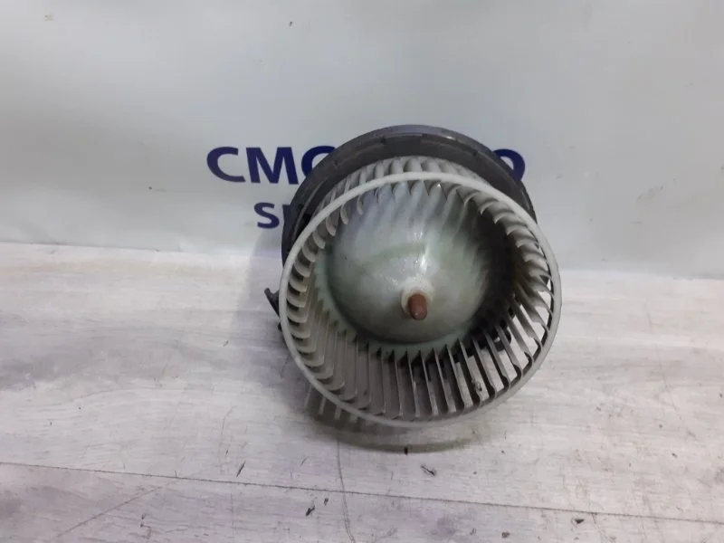 Мотор отопителя Mercedes-Benz GLK A2048200008 X204 3.0