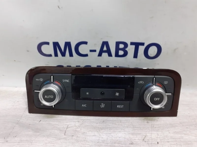 Блок управления климатом Volkswagen Touareg 7P6907040CD NF 3.6