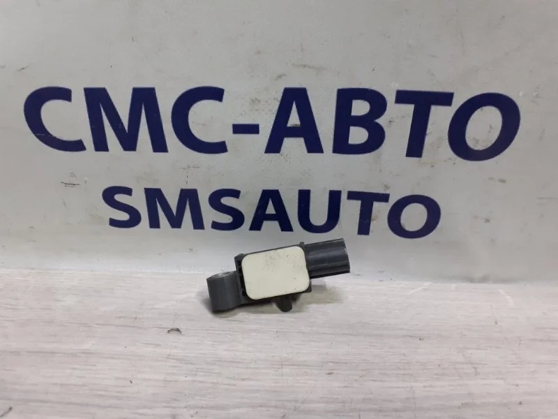Датчик удара Audi A6 4F0959651 C6 3.0 CAJA, передний
