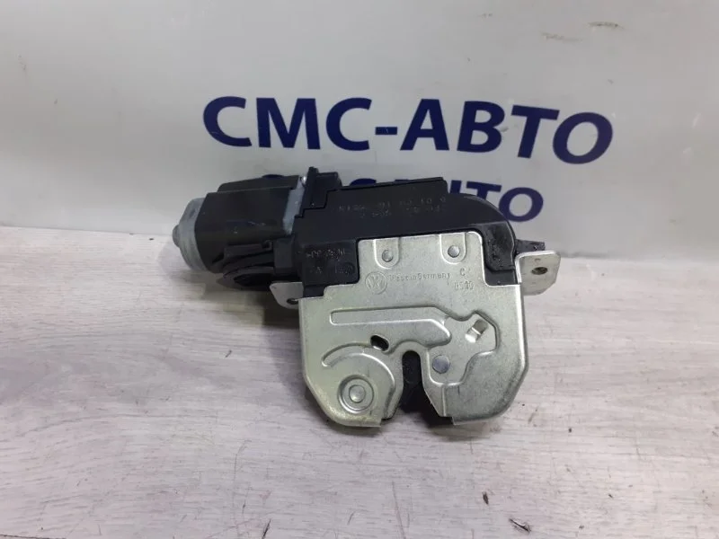 Замок багажника Porsche Cayenne 95851250504 958 4.8. 4852