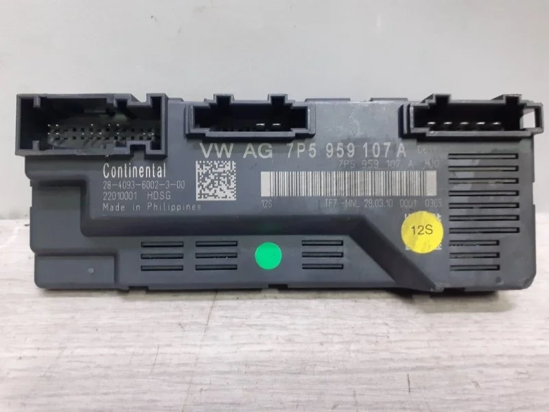 Блок управления крышкой багажника Porsche Cayenne 7P5959107A 958 4.8. 4852