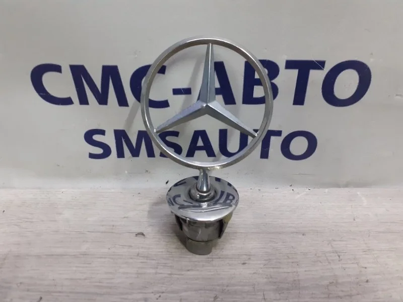Эмблема Mercedes-Benz E-Class A2218800086 W212 1.8T
