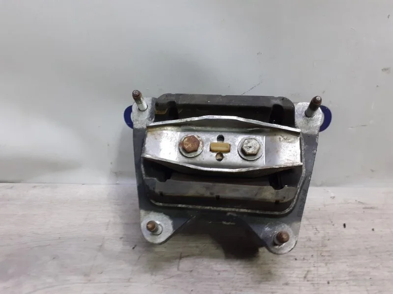 Опора АКПП Audi A6 Allroad 4F0399151AN C6 3.2 AUK, задняя