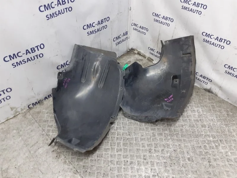 Подкрылок Mercedes-Benz ML A1648800705 W164 272.967, передний левый