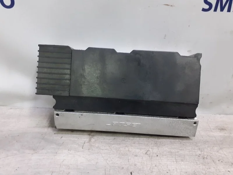 Усилитель акустический Audi A6 4F0035223G C6 3.0 CAJA