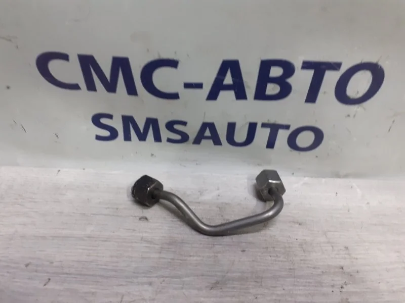 Трубка топливная Mercedes-Benz ML A6420700233 W164 642.820